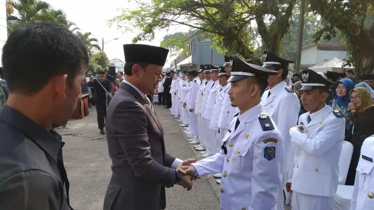 Lurah Muda Siap Mengedepankan Kepentingan Masyarakat