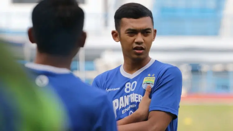 Cerita Nervous Abdul Aziz Debut Bersama Persib
