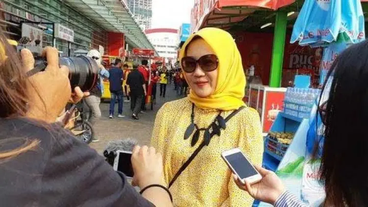 Istri Ridwan Kamil, Nikmati Meriahnya Jakarta Fair