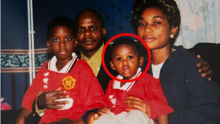 Ternyata...Sejak Bocah Wan-Bissaka Sudah Berkostum Man-U