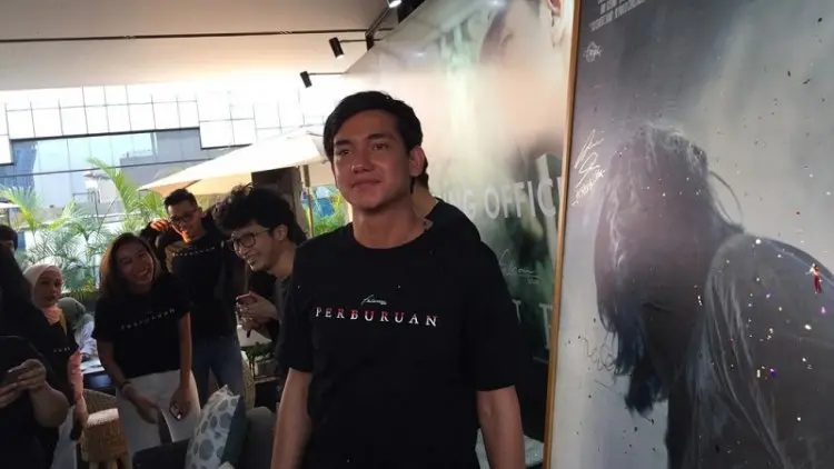 Adipati Dolken, Perankan Film dari Karya Pramoedya