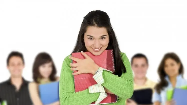 Perempuan Harus Bisa Tampilkan Jati Diri