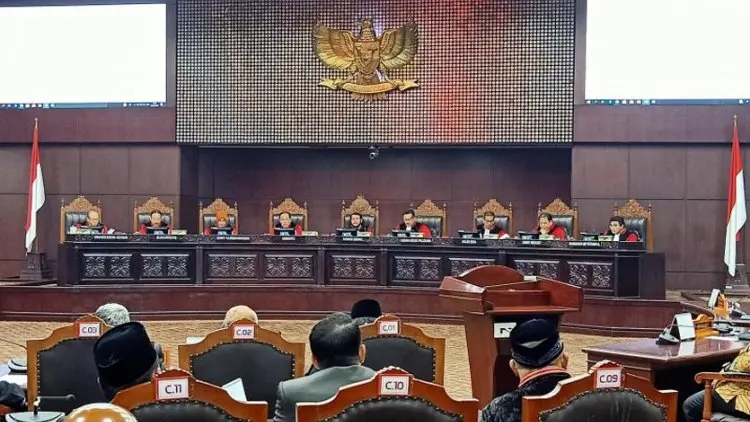 Usai Pembacaan Putusan, Suasana Ruang Sidang MK “Cair”