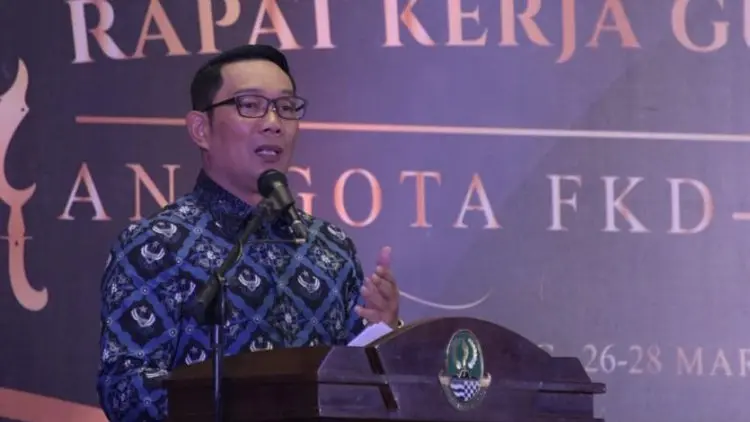 Yang Curang di PPDB, Emil: Diskualifikasi Saja!