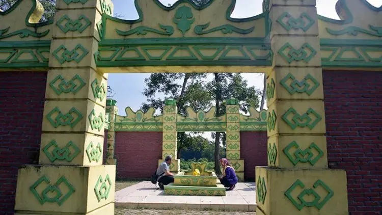 Makam Puteri Kaca Mayang, Wisata Religi yang Melegenda