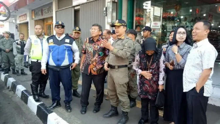 Tak Ada Kompromi untuk PKL Nakal di Garut