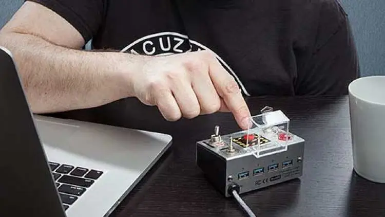 Produk USB Hub 3.0 ala Detonator Bom