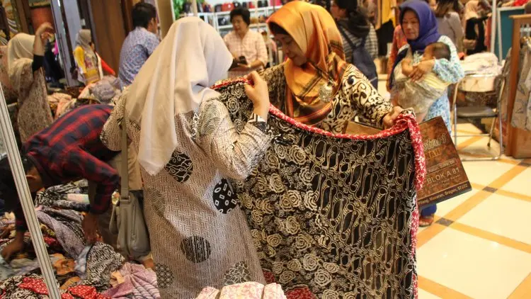 Foto: Festival Batik di Kota Bandung