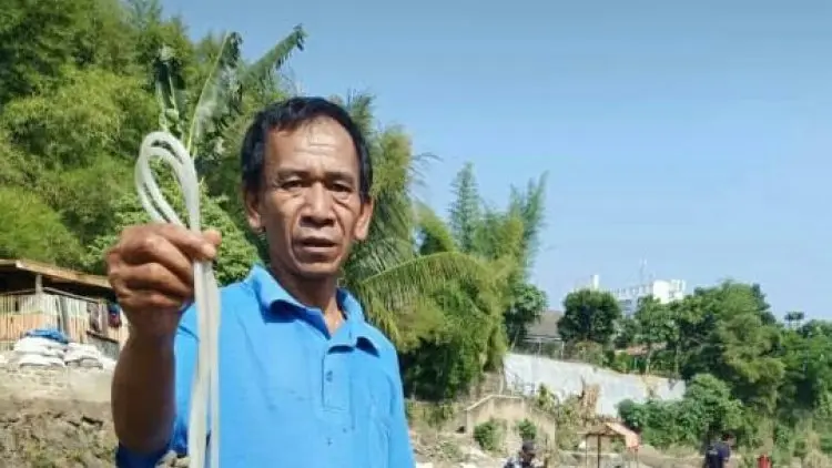 Ada Sampah Medis di Ciliwung, Ini Reaksi Lurah Sukasari