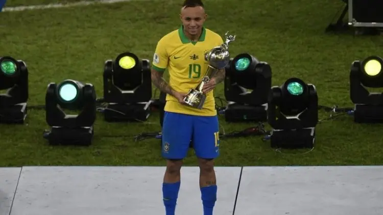 Sinar Benderang Everton di Copa America