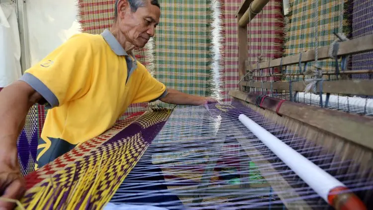Foto: Perajin Tikar Mendong