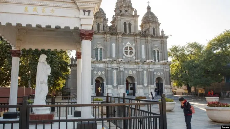China Ambil Tindakan Keras Terhadap Gereja