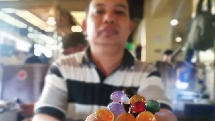 Menengok Sisa Kejayaan Batu Akik di Pasar Rawa Bening