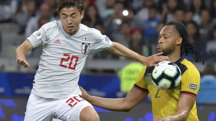 Barcelona Rekrut Pemain Jepang Hiroke Abe
