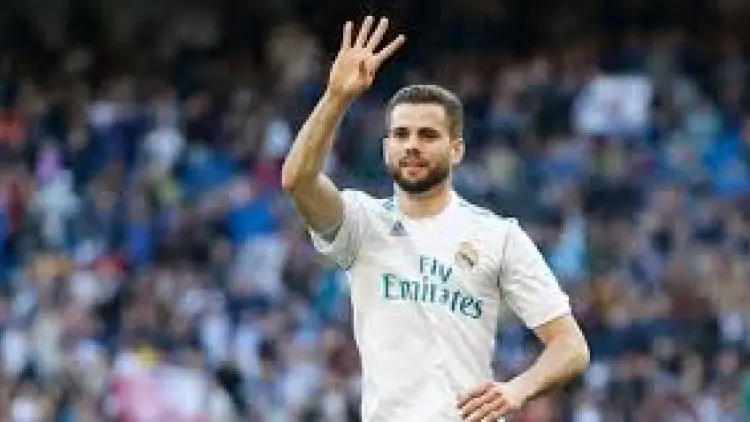 Nacho Fernandez Tetap di Real Madrid