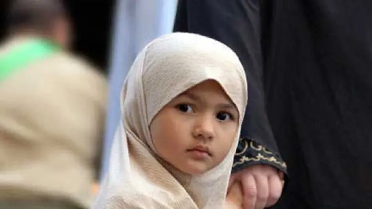Inilah Ganjaran dan Keutamaan Punya Anak Perempuan