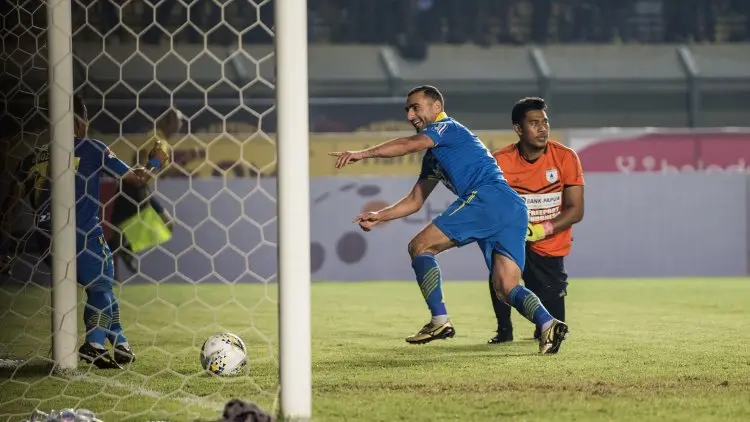 Arthur Berharap Persib Jaga Momentum Menang