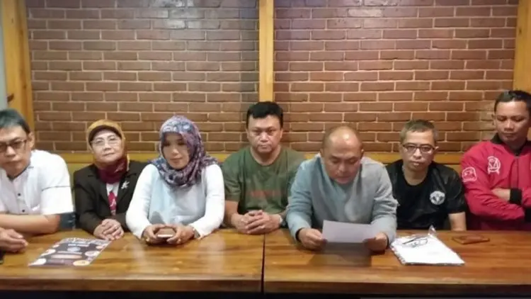 Ada Apa Emil Ditinggal Relawan Militannya?