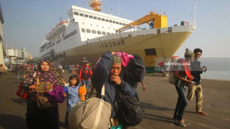 Pelni Hentikan Penjualan Tiket 'Non-Seat'