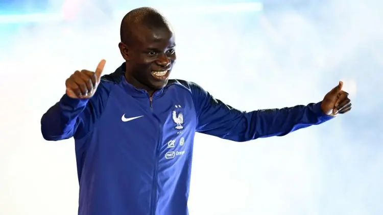 Duh, Ada Apa N'Golo Kante Tinggalkan Tur Pramusim Chelsea?