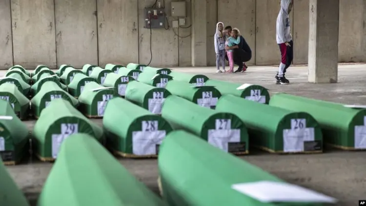 86 Muslim Bosnia Dibantai Serbia
