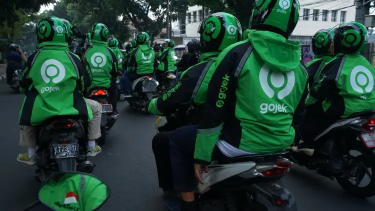Gojek Ganti Logo 