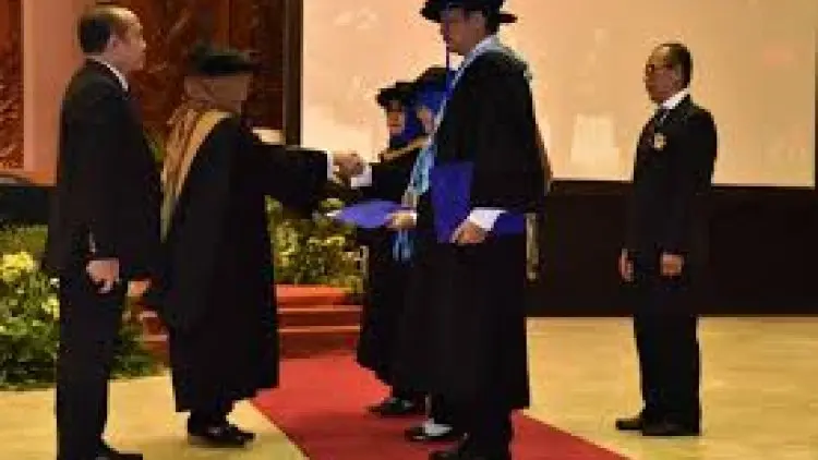 KLHK Kukuhkan Tiga Profesor Riset