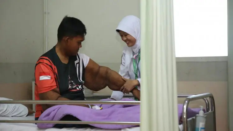 Foto: Bocah Obesitas Jelang Operasi Bedah Plastik di RSHS