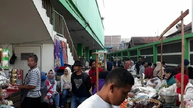 Warga Garut Mengeluh, Pasar Limbangan Kumuh