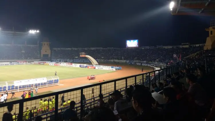 Bobotoh Mulai Terima Tiket Online, Sayang ….
