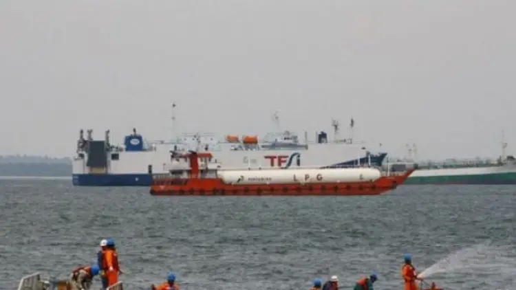 Pertamina Kerahkan 5 'Giant Octopus' Sedot Minyak
