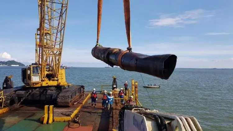 Minyak Tumpah di Laut, Pertamina Kerahkan Ini