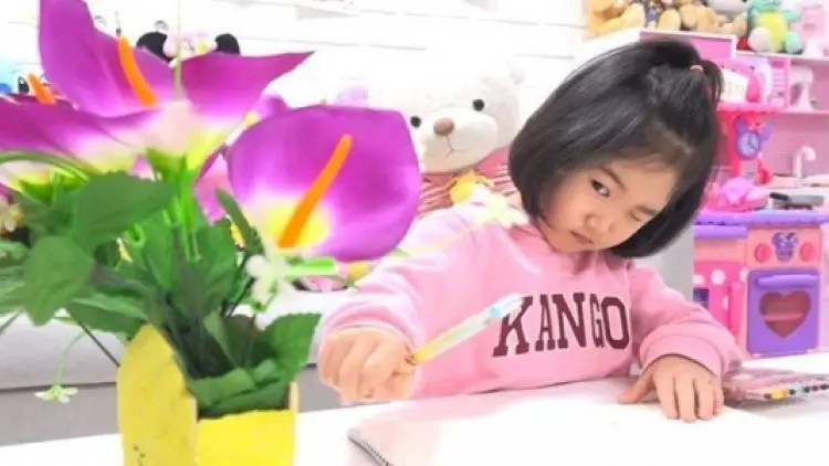 Heboh, YouTuber Cilik Beli Gedung Rp112,5 Miliar