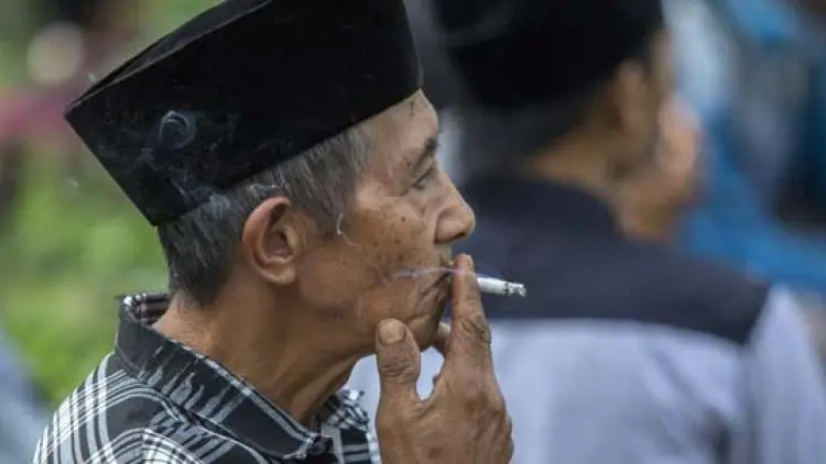 Peringatan Buat Umat Islam Perokok