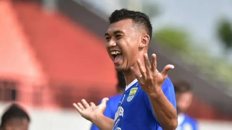 Lihat Liga Jerman, Bintang Persib Ini Tak Sabar Liga Kembali Dimulai