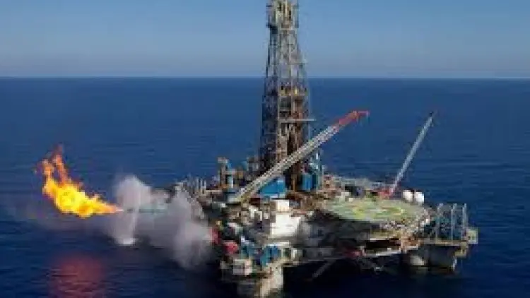 Harga Minyak Berjangka Turun Seiring Data China