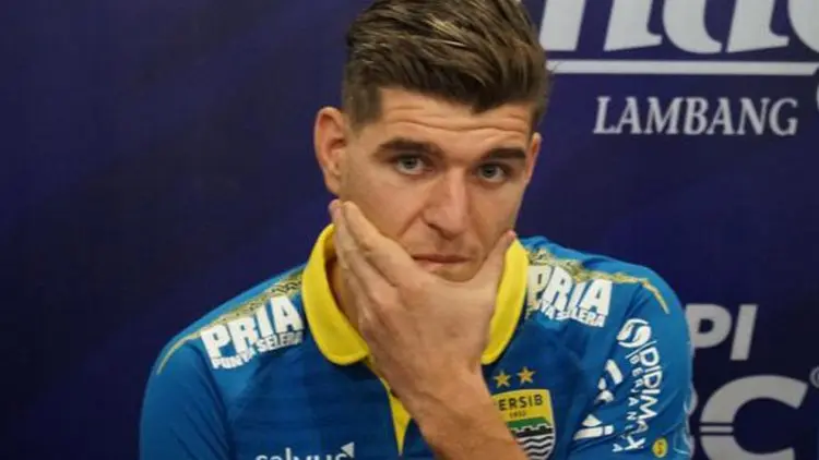 Nick Kuipers Sebut Lini Belakang Persib Masih Baik