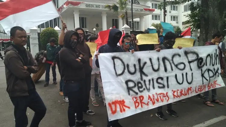 Pemuda di Jabar Minta Seluruh Elemen Dukung Revisi UU KPK