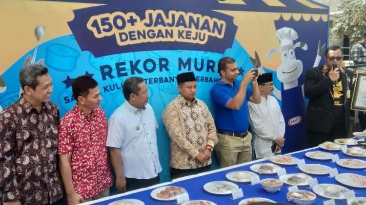 Rekor Muri, UMKM Bandung Sajikan 152 Kreasi Kuliner Keju