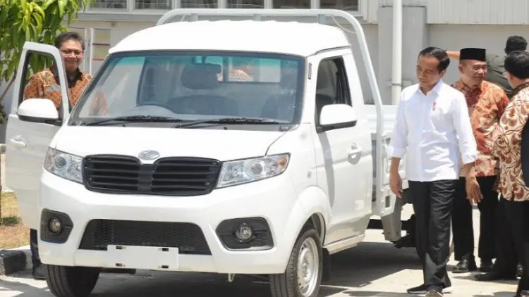 Gerindra: Pak Jokowi, Esemka Kok Mirip Mobil China