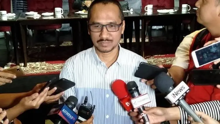 Revisi UU, Samad Sebut KPK Bisa Mati Suri