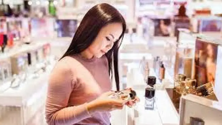 Wardah Beri Aktivitas Tutorial Demi Pelanggan