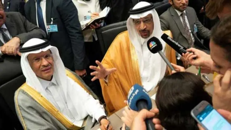 Raja Saudi Ganti Menteri Energi dengan Putranya
