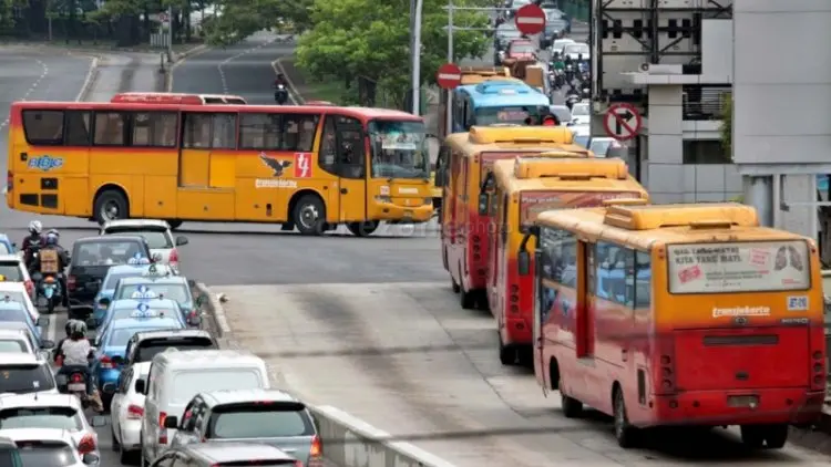 Pemprov DKI Terus Tambah Armada Transportasi Umum