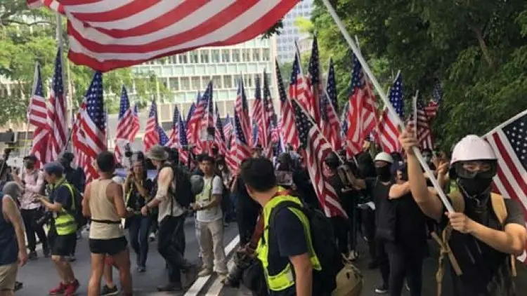Demonstran Hong Kong Minta Bantuan AS