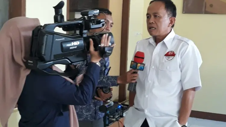 Ade Barkah dan Ineu Purwadewi Jadi Wakil Ketua DPRD Jabar