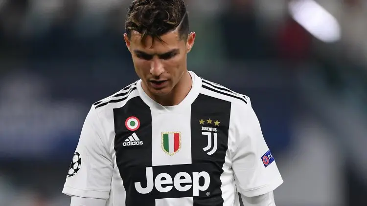 Ronaldo Pemain dengan Gaji Tertinggi di Seri A