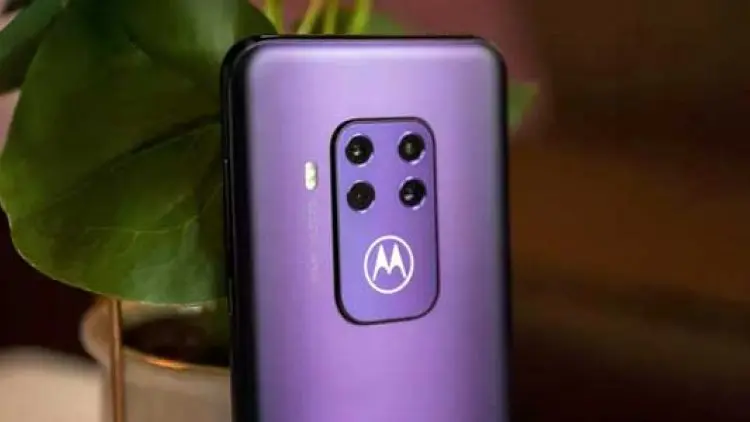 Motorola Siap Masuk Pasar Smartphone Premium 5G