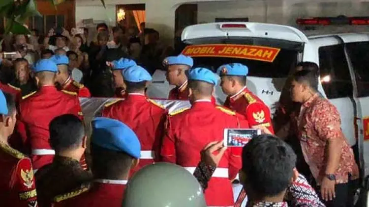 Jokowi Pimpin Upacara Pemakaman BJ Habibie