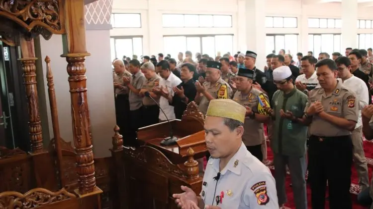 Polda Jabar dan Polrestabes Bandung Doakan Sang Teknokrat